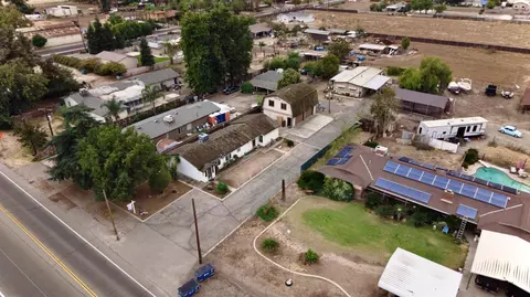 2061 N Cornelia, Fresno, CA 93722