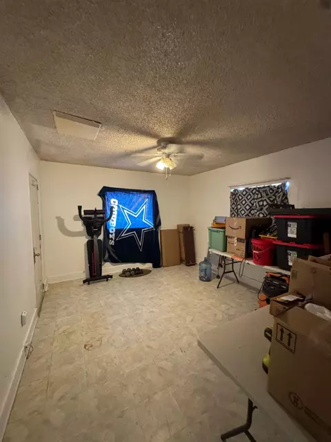 Other - 1010 C St, Reedley, CA 93654 photo 3 of 4