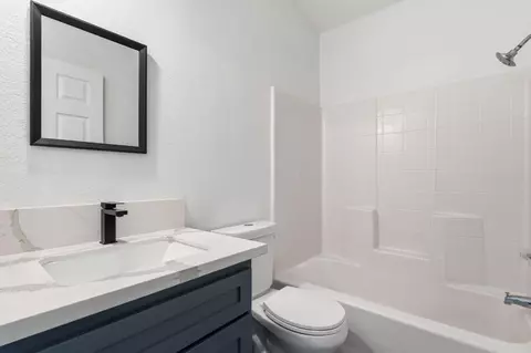 8420 4th St, San Joaquin, CA 93660 photo 13