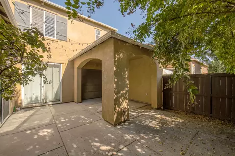 Exterior - 4005 Harlan Ranch Blvd, Clovis, CA 93619 photo 5 of 8
