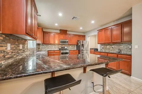 Kitchen - 644 Serena Ave, Clovis, CA 93619 photo 2 of 4