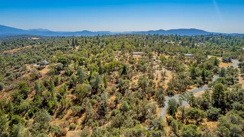 8 Blackberry Trl, North Fork, CA 93643 photo 2