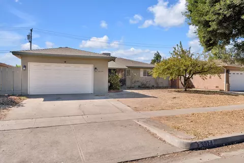 3924 E Farrin Ave, Fresno, CA 93726