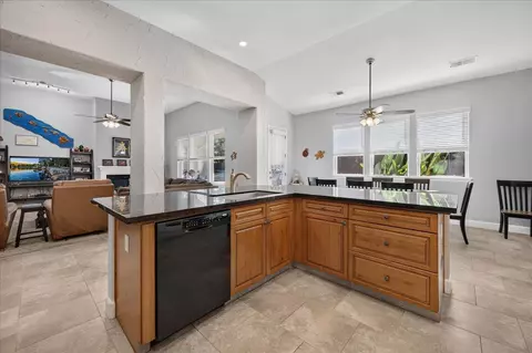 Kitchen - 3144 Rall Ave, Clovis, CA 93619 photo 7 of 9