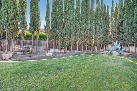 Exterior - 3144 Rall Ave, Clovis, CA 93619 photo 4 of 18