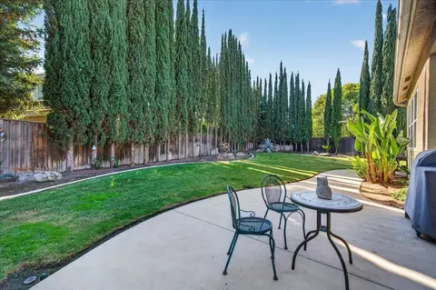 Exterior - 3144 Rall Ave, Clovis, CA 93619 photo 7 of 18