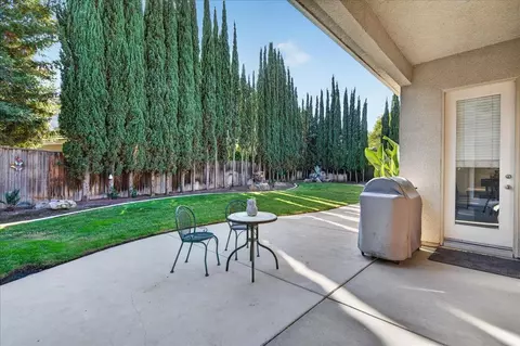 Exterior - 3144 Rall Ave, Clovis, CA 93619 photo 6 of 18