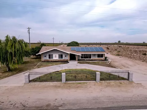 9232 W Belmont Ave, Fresno, CA 93723