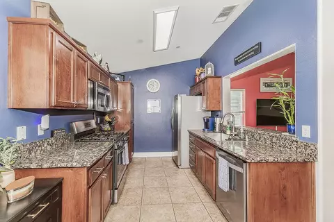 Kitchen - 2070 Park Ave, Sanger, CA 93657 photo 1 of 3