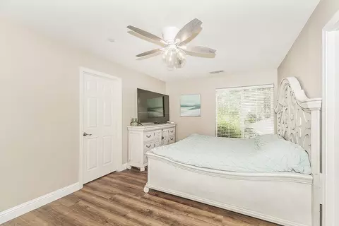 Bedroom - 2070 Park Ave, Sanger, CA 93657 photo 3 of 9