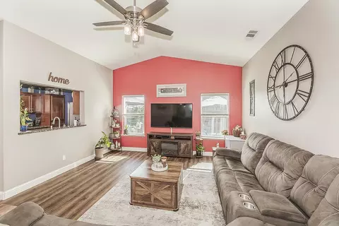 Other - 2070 Park Ave, Sanger, CA 93657 photo 2 of 12
