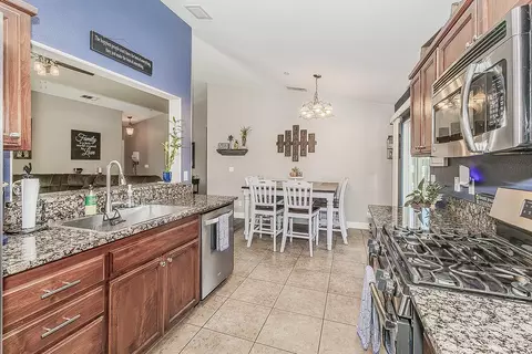 Kitchen - 2070 Park Ave, Sanger, CA 93657 photo 3 of 3