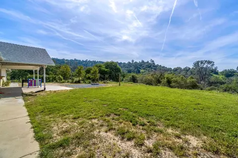 Exterior - 30833 Pennyroyal Ln, Prather, CA 93651 photo 3 of 12