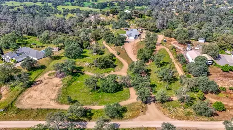 View/Area - 30833 Pennyroyal Ln, Prather, CA 93651 photo 4 of 8