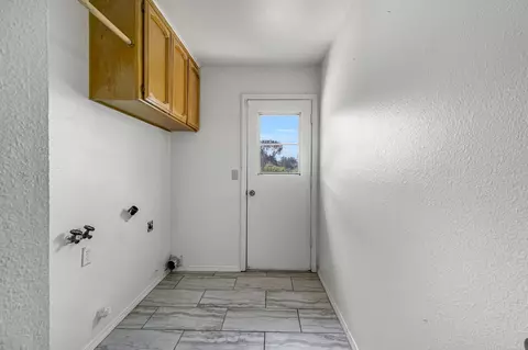 Other - 30833 Pennyroyal Ln, Prather, CA 93651 photo 5 of 9
