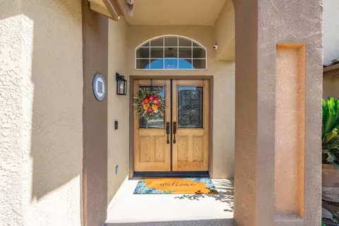 Entry Way - 3152 Love Ct, Madera, CA 93637 photo 1 of 6