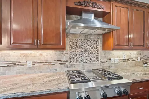 Kitchen - 3152 Love Ct, Madera, CA 93637 photo 7 of 7