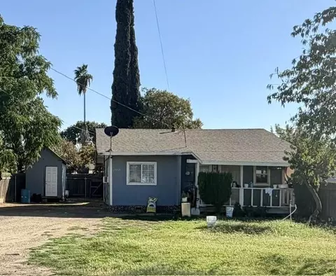 13371 Le Grand Rd, Le Grand, CA 95333