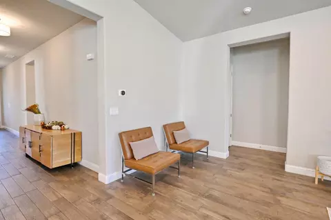 Entry Way - 2614 E Via Sofia Dr, Fresno, CA 93730 photo 3 of 4