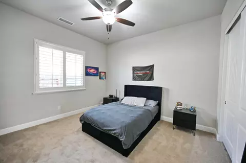 Bedroom - 2614 E Via Sofia Dr, Fresno, CA 93730 photo 1 of 7