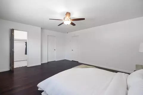 Bedroom - 2854 E Millbrae Ave, Fresno, CA 93710 photo 8 of 8