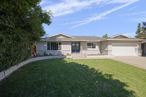 Exterior - 2854 E Millbrae Ave, Fresno, CA 93710 photo 4 of 13