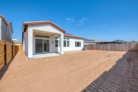 Exterior - 967 Talus Way S, Madera, CA 93636 photo 4 of 7