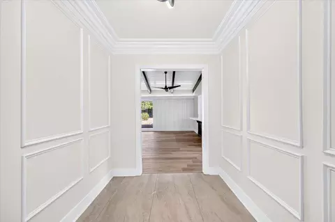 Entry Way - 609 E Hampton Way, Fresno, CA 93704 photo 1 of 6