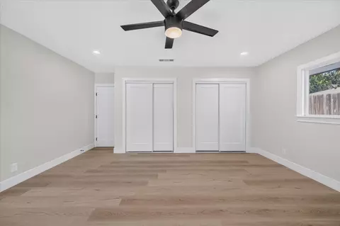 Bedroom - 609 E Hampton Way, Fresno, CA 93704 photo 1 of 3