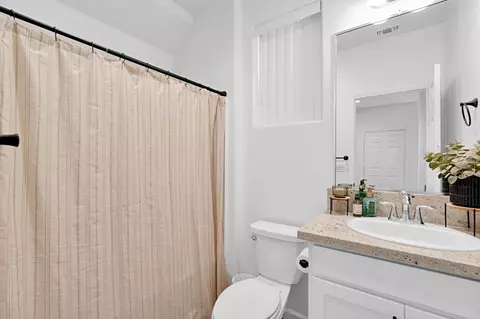 Bath - 7461 E Princeton, Fresno, CA 93737 photo 1 of 3