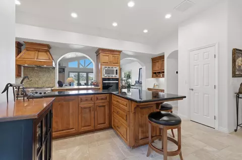 Kitchen - 31255 Palm Dr, Exeter, CA 93221 photo 2 of 7