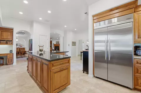 Kitchen - 31255 Palm Dr, Exeter, CA 93221 photo 7 of 7