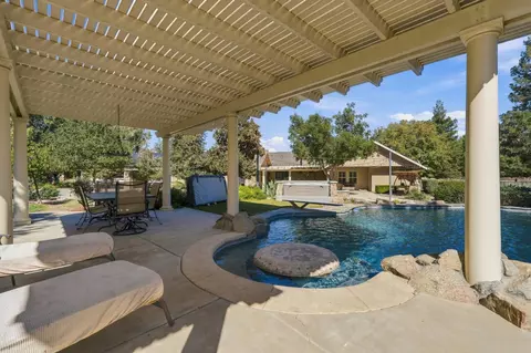 Exterior - 31255 Palm Dr, Exeter, CA 93221 photo 13 of 38