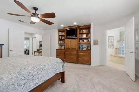 Bedroom - 31255 Palm Dr, Exeter, CA 93221 photo 3 of 8