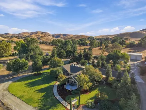 View/Area - 31255 Palm Dr, Exeter, CA 93221 photo 2 of 7