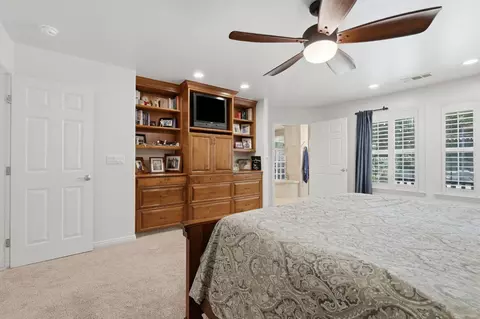 Bedroom - 31255 Palm Dr, Exeter, CA 93221 photo 4 of 8