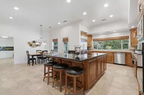Kitchen - 31255 Palm Dr, Exeter, CA 93221 photo 3 of 7