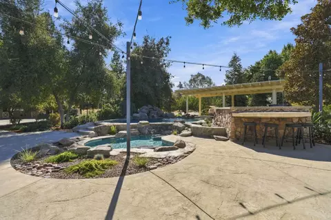 Exterior - 31255 Palm Dr, Exeter, CA 93221 photo 10 of 38
