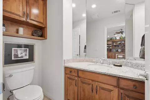 Bath - 31255 Palm Dr, Exeter, CA 93221 photo 5 of 5