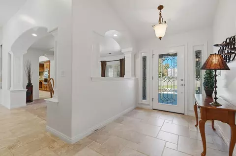 Entry Way - 31255 Palm Dr, Exeter, CA 93221 photo 1 of 1