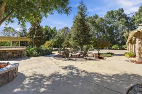 Exterior - 31255 Palm Dr, Exeter, CA 93221 photo 11 of 38