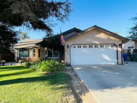 314 W Greg St, Farmersville, CA 93223