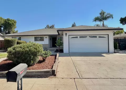 6826 N Chestnut, Fresno, CA 93710