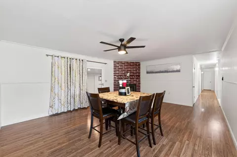Dining - 6405 E Lyell Ave, Fresno, CA 93727 photo 1 of 1