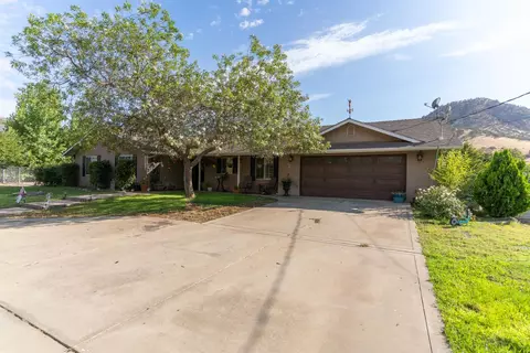 Other - 6855 Live Oak Dr, Sanger, CA 93657 photo 2 of 7