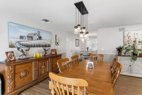 Dining - 6855 Live Oak Dr, Sanger, CA 93657 photo 2 of 3