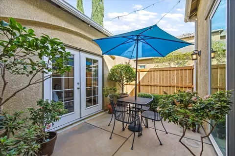 Exterior - 1786 N Merlan Ln, Clovis, CA 93619 photo 3 of 6