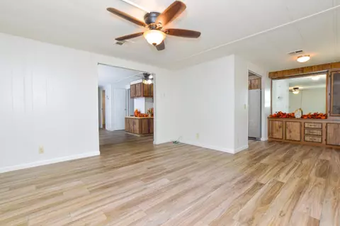 1500 1500 Villa Spc 158 Ave #158, Clovis, CA 93612 photo 4