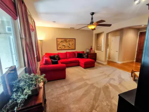 Living - 474 Serena Ave, Clovis, CA 93619 photo 6 of 7