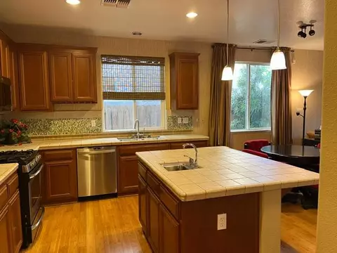 Kitchen - 474 Serena Ave, Clovis, CA 93619 photo 1 of 2
